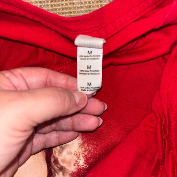 Taylor Swift’s “Speak Now” Tour Tee Size M - Picture 4 of 4